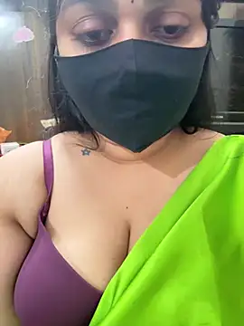 Snapshot of Akhi_Akshaya chatting on 01/12/25, 09:40 Akhi Akshaya online show from 01/12/25, 09:40