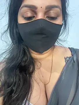 Snapshot of Akhi_Akshaya chatting on 02/16/25, 10:21 Akhi Akshaya online show from 02/16/25, 10:21