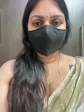 Snapshot of Akhi_Akshaya chatting on 03/04/25, 05:34 Akhi Akshaya online show from 03/04/25, 05:34