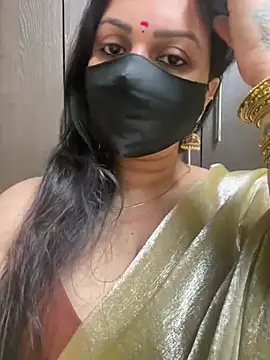 Snapshot of Akhi_Akshaya chatting on 03/06/25, 04:17 Akhi Akshaya online show from 03/06/25, 04:17