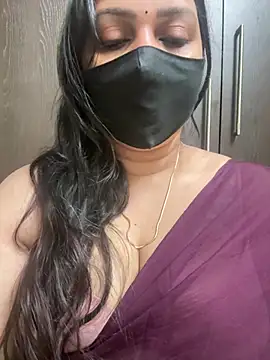 Snapshot of Akhi_Akshaya chatting on 03/09/25, 01:37 Akhi Akshaya online show from 03/09/25, 01:37