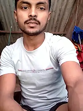 Suraj223kumar online show from 10/18/25, 04:15