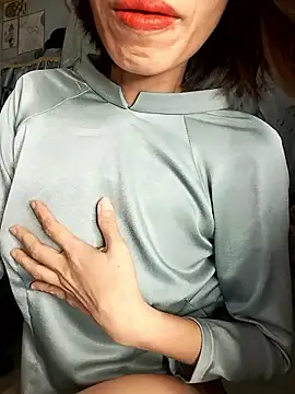 Snapshot of Lucy_limon chatting on 09/21/25, 05:47 Lucy limon online show from 09/21/25, 05:47