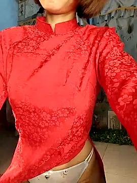 Snapshot of Lucy_limon chatting on 10/20/25, 10:10 Lucy limon online show from 10/20/25, 10:10