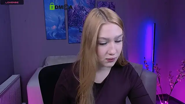 playful sophie online show from 11/16/25, 08:25