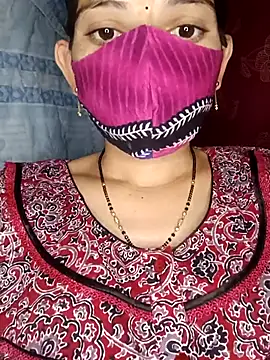 Snapshot of Telugu_Cute_Angel chatting on 02/15/25, 04:01 Telugu Cute Angel online show from 02/15/25, 04:01