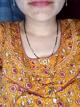 Snapshot of Telugu_Cute_Angel chatting on 03/05/25, 04:13 Telugu Cute Angel online show from 03/05/25, 04:13