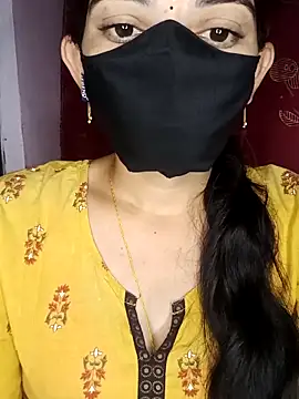 Snapshot of Telugu_Cute_Angel chatting on 10/06/25, 04:15 Telugu Cute Angel online show from 10/06/25, 04:15