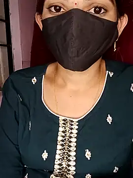 Snapshot of Telugu_Cute_Angel chatting on 10/17/25, 04:42 Telugu Cute Angel online show from 10/17/25, 04:42