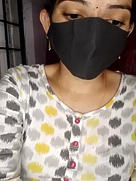 Snapshot of Telugu_Cute_Angel chatting on 10/20/25, 04:18 Telugu Cute Angel online show from 10/20/25, 04:18