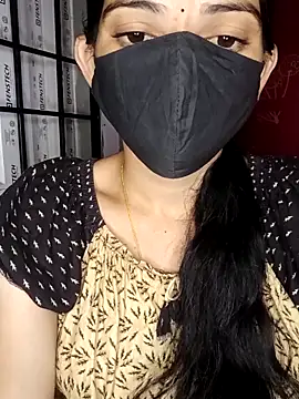 Snapshot of Telugu_Cute_Angel chatting on 10/25/25, 04:02 Telugu Cute Angel online show from 10/25/25, 04:02