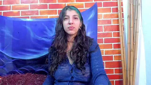Snapshot of marlenna chatting on 01/02/25, 11:31 marlenna online show from 01/02/25, 11:31
