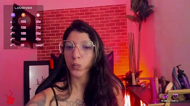Snapshot of marlenna chatting on 09/20/25, 12:17 marlenna online show from 09/20/25, 12:17