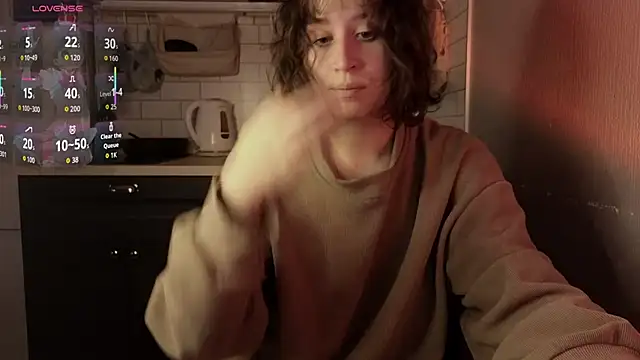 Snapshot of whatamarrie chatting on 11/22/25, 07:46 whatamarrie online show from 11/22/25, 07:46