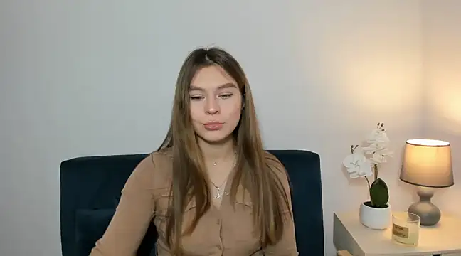 Snapshot of CamilaAmazing chatting on 01/09/25, 09:16 CamilaAmazing online show from 01/09/25, 09:16