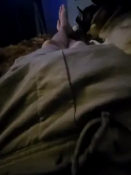 Snapshot of deanbean22 chatting on 12/18/24, 11:40 deanbean22 online show from 12/18/24, 11:40