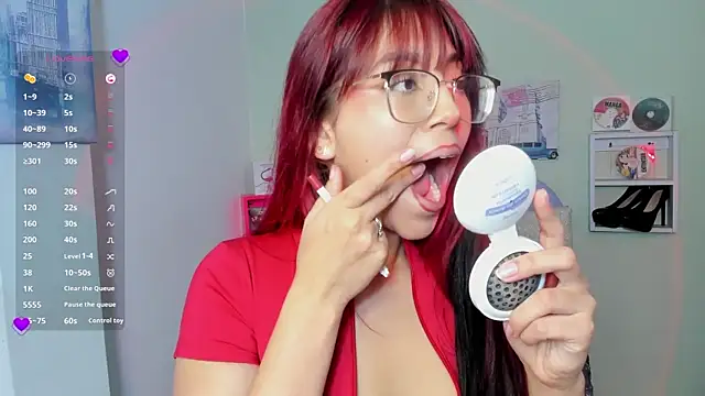 Fresita Rosita online show from 02/06/25, 02:58