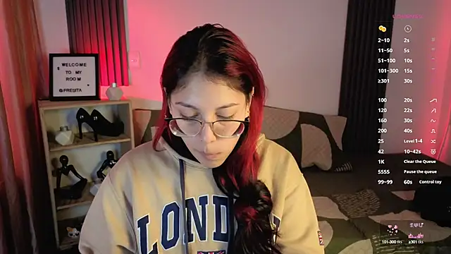 Fresita Rosita online show from 09/17/25, 01:46