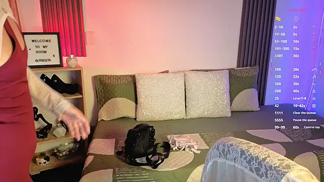 Fresita Rosita online show from 10/10/25, 12:15