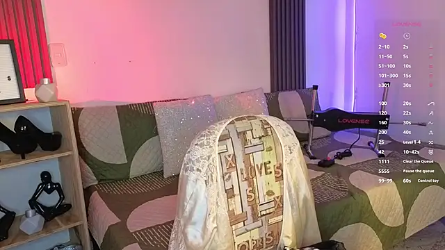 Fresita Rosita online show from 10/25/25, 01:07