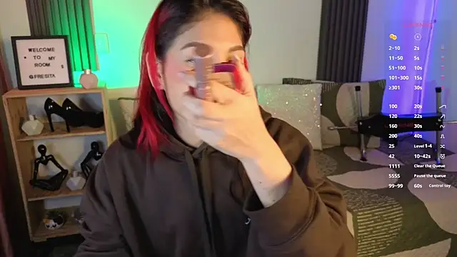 Fresita Rosita online show from 11/19/25, 01:22