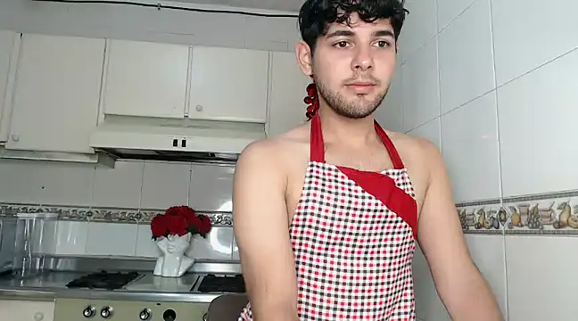 Samir bear online show from 12/31/24, 12:46