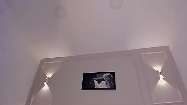 anniemartinezz online show from 02/12/25, 12:33