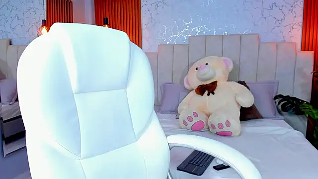 AinaraJimenez online show from 10/11/25, 07:29