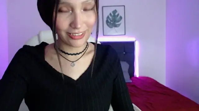 Snapshot of mia_collens chatting on 09/26/25, 03:32 mia collens online show from 09/26/25, 03:32