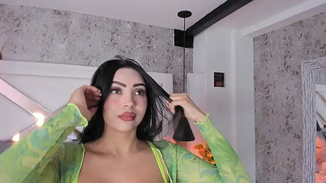 yessica monteiro online show from 10/10/25, 12:26