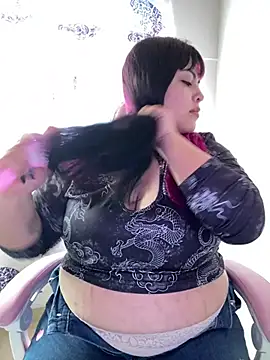 Snapshot of Pinky-Flower chatting on 01/31/25, 07:08 Pinky-Flower online show from 01/31/25, 07:08