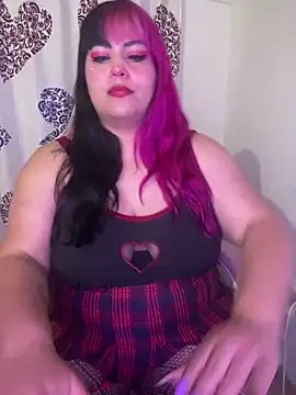 Snapshot of Pinky-Flower chatting on 02/12/25, 04:01 Pinky-Flower online show from 02/12/25, 04:01