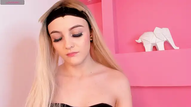 KendalPrince online show from 10/12/25, 06:23