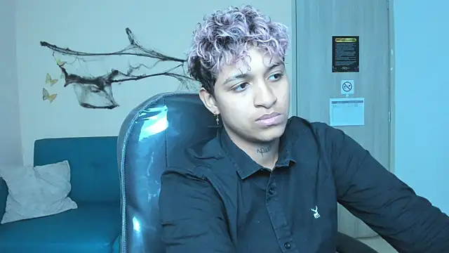 Dominick jones online show from 10/31/25, 05:30