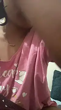 priyadevi17 online show from 01/18/25, 07:58