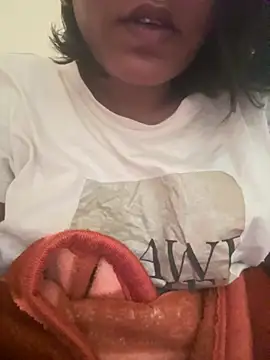 priyadevi17 online show from 01/25/25, 11:44