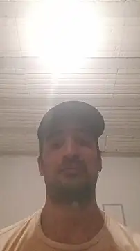 italianbighorse22 online show from 10/27/25, 12:26