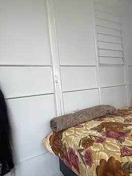 Snapshot of beverlyxxxx chatting on 01/22/25, 11:12 beverlyxxxx online show from 01/22/25, 11:12