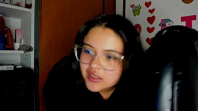 Snapshot of lizzie_c chatting on 03/09/25, 08:51 lizzie c online show from 03/09/25, 08:51