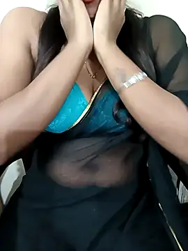 Snapshot of Mee_Neeharika chatting on 01/04/25, 12:48 Mee Neeharika online show from 01/04/25, 12:48