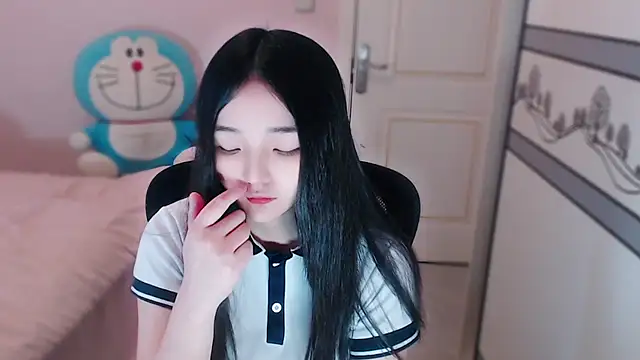 Snapshot of xiao-xiao-D chatting on 10/22/25, 08:47 xiao-xiao-D online show from 10/22/25, 08:47