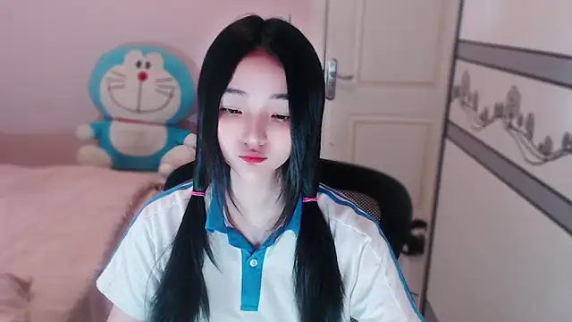 Snapshot of xiao-xiao-D chatting on 10/25/25, 02:52 xiao-xiao-D online show from 10/25/25, 02:52