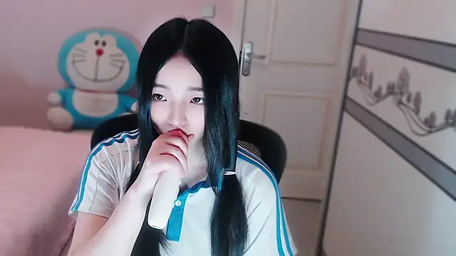 Snapshot of xiao-xiao-D chatting on 10/31/25, 01:34 xiao-xiao-D online show from 10/31/25, 01:34