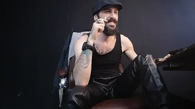 Snapshot of AxelColton chatting on 02/27/25, 12:02 AxelColton online show from 02/27/25, 12:02