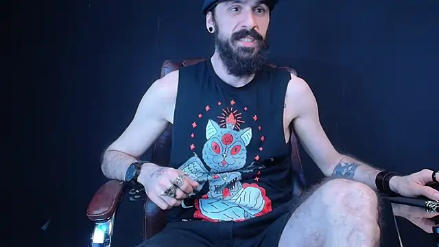 Snapshot of AxelColton chatting on 03/15/25, 03:59 AxelColton online show from 03/15/25, 03:59