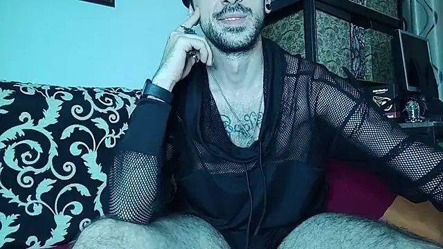 Snapshot of AxelColton chatting on 09/14/25, 07:40 AxelColton online show from 09/14/25, 07:40