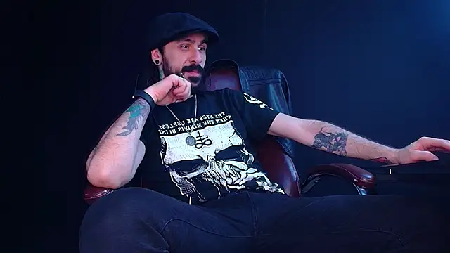 AxelColton online show from 11/27/25, 06:04