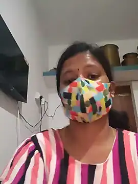 Tamil Sanjana  online show from 02/06/25, 04:47