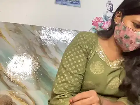 Tamil Sanjana  online show from 09/10/25, 09:20