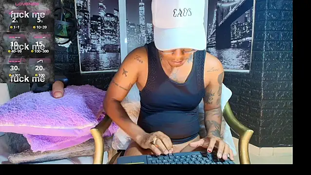 Snapshot of JhonyMiller_ chatting on 01/19/25, 02:15 JhonyMiller online show from 01/19/25, 02:15